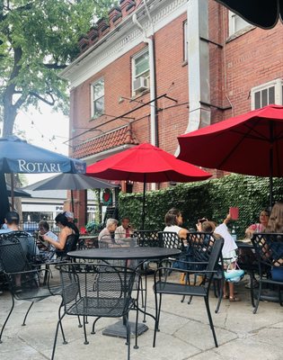 The Cherry Tomato by null