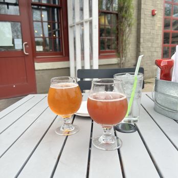 Lock 15 Brewing Co. - Draft beers so yummy. - Brewpubs Near Me - Akron, Ohio