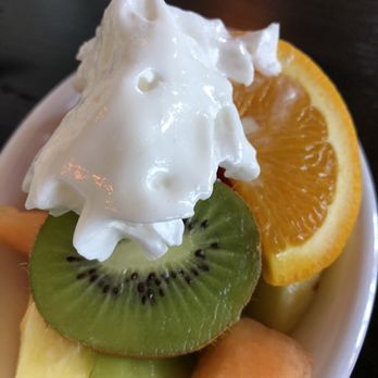 Le Peep - Aksarben Pointe - Fresh Fruit that comes with Salmon Avocado Toast - Breakfast & Brunch Near Me - Omaha, Nebraska Le Peep - Aksarben Pointe - Fresh Fruit that comes with Salmon Avocado Toast - Breakfast & Brunch Near Me - Omaha, Nebraska