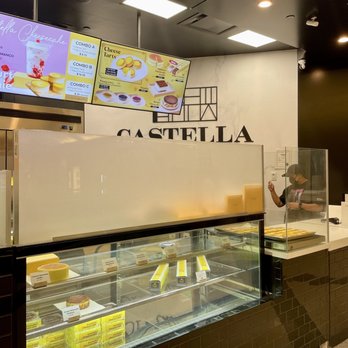 Castella Cheesecake - a display of cheesecakes and pastries - Desserts Near Me - Burnaby, British Columbia Castella Cheesecake - a display of cheesecakes and pastries - Desserts Near Me - Burnaby, British Columbia
