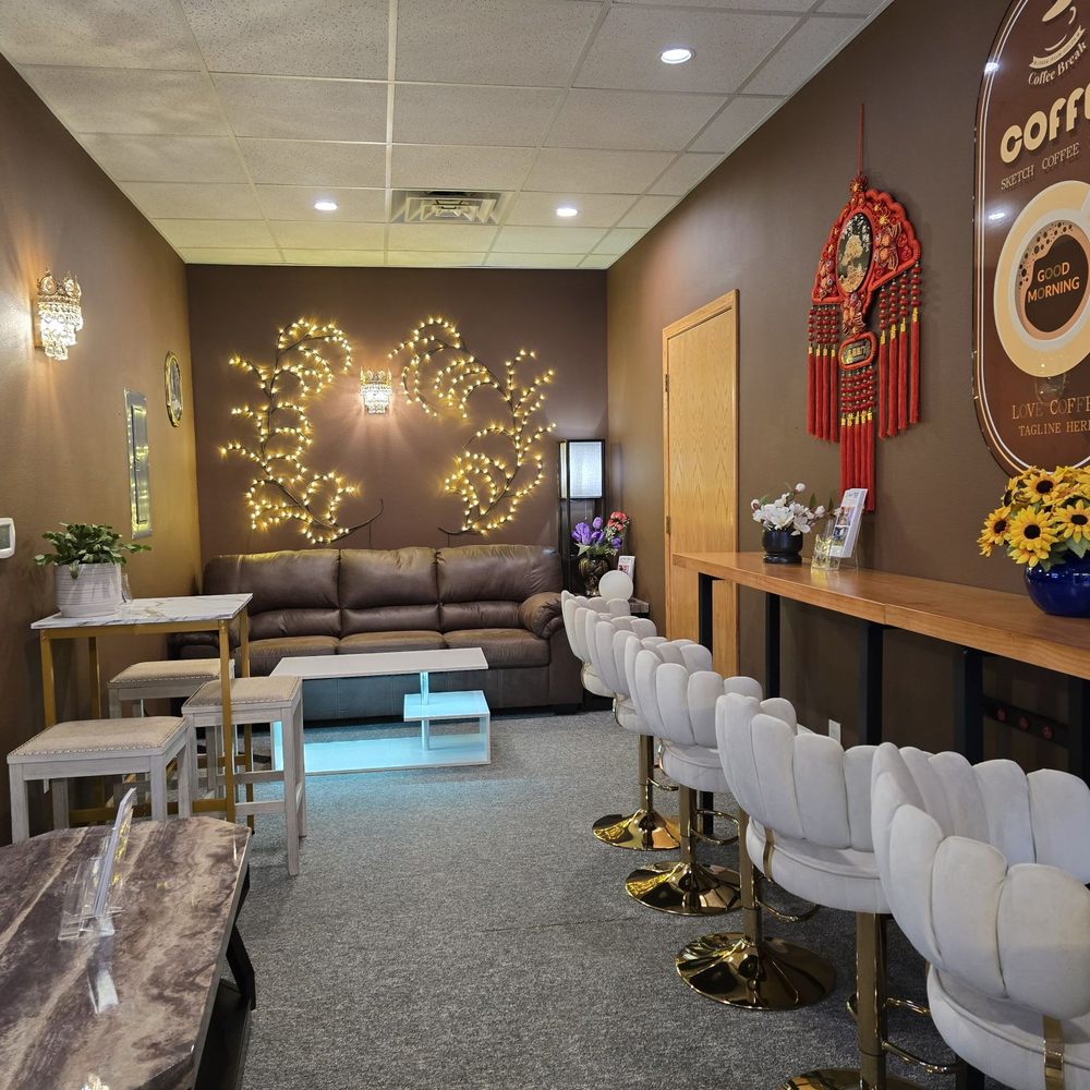 Ping's Coffee Bar - Side room - Coffee & Tea Near Me - Portage, Wisconsin Ping's Coffee Bar - Side room - Coffee & Tea Near Me - Portage, Wisconsin