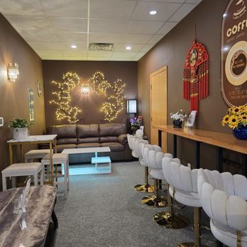 Ping's Coffee Bar - Side room - Coffee & Tea Near Me - Portage, Wisconsin Ping's Coffee Bar - Side room - Coffee & Tea Near Me - Portage, Wisconsin