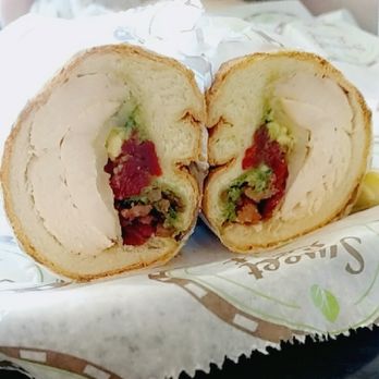 Sweetleaf - San Remo with extra bacon - Ice Cream & Frozen Yogurt Near Me - McLean, Virginia