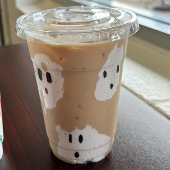 The Daily Grind - Toasted Marshmallow Latte - Coffee & Tea Near Me - Dubuque, Iowa
