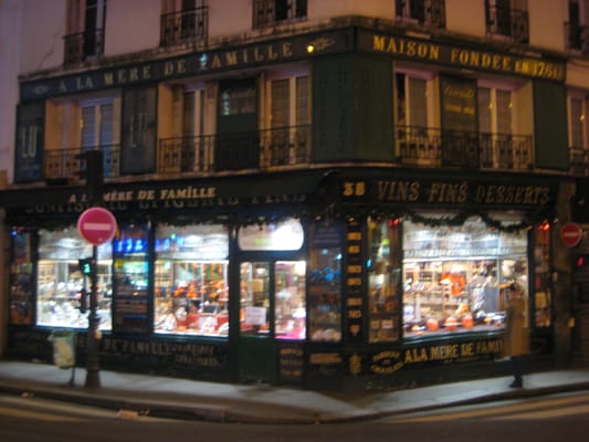 À la Mère de Famille by null