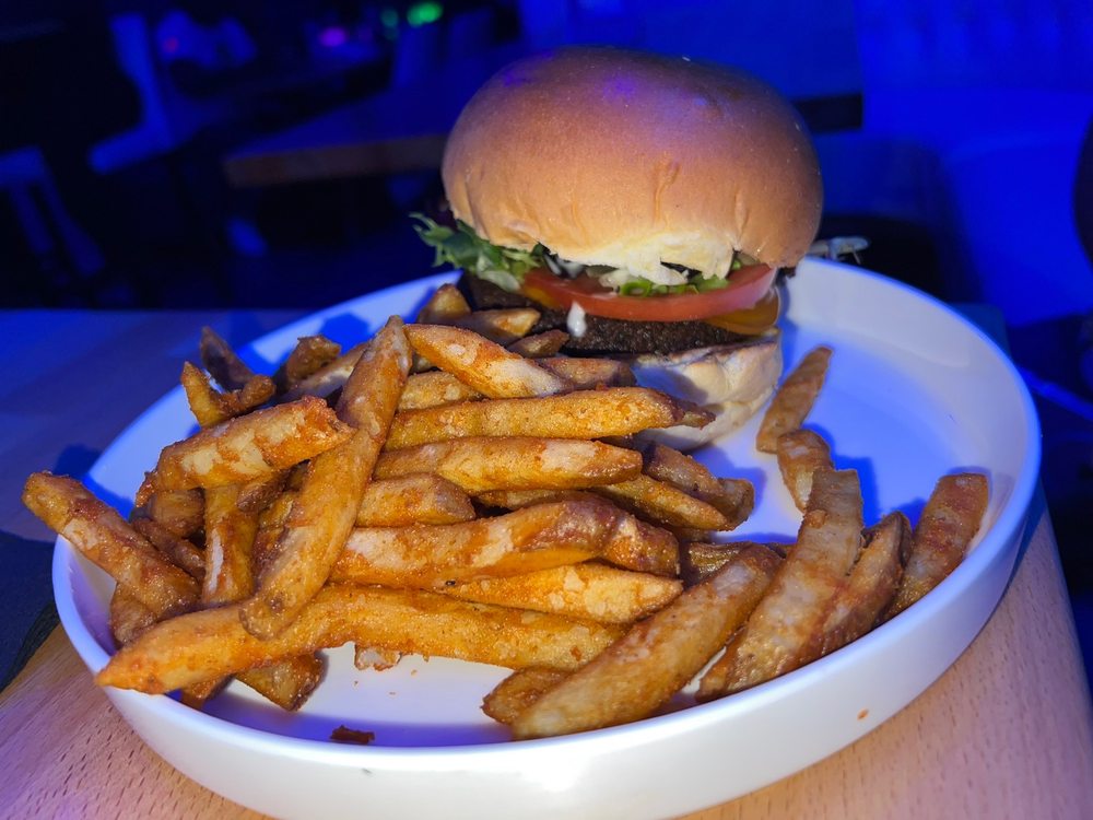 Social spots from Oui Cocktail Lounge