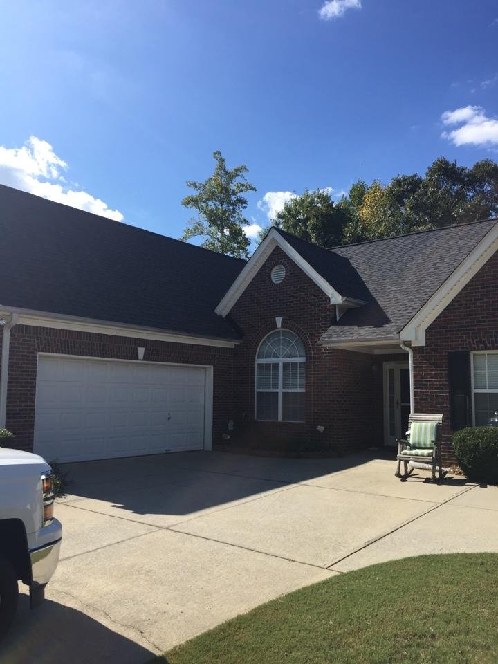 Slide of Edge 2 Edge Roofing