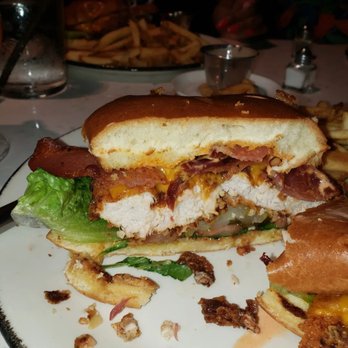Curfew - Chicken sandwich - New American Near Me - Memphis, Tennessee Curfew - Chicken sandwich - New American Near Me - Memphis, Tennessee