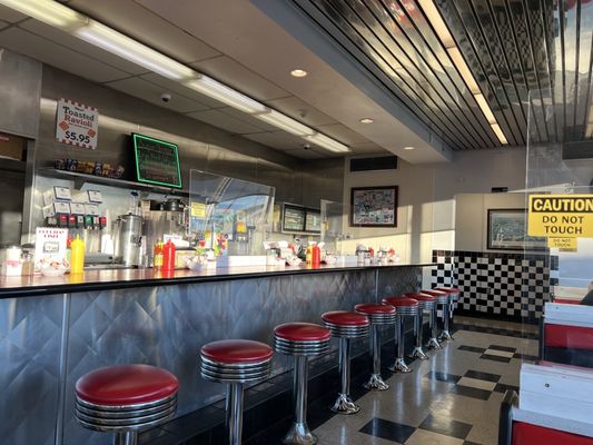 Courtesy Diner by null