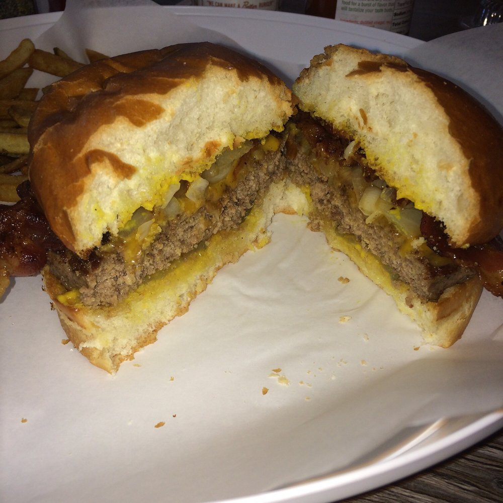 Chapps Burgers - Bacon cheeseburger - Burgers Near Me - Arlington, Texas