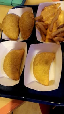 Raul's Empanadas Town by null
