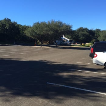 Topanga State Park - spacious parking lot - Parks Near Me - Topanga, California Topanga State Park - spacious parking lot - Parks Near Me - Topanga, California