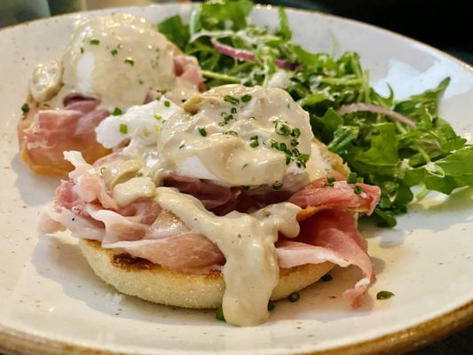 Red Owl Tavern by null