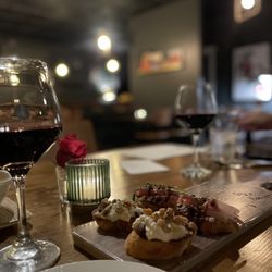 Brick 243 Gastropub - Great vibe, music, food, wine & ambiance! The pork sandwich tasty, beer cheese soup the best & crostini sampler so yummy! Great people!