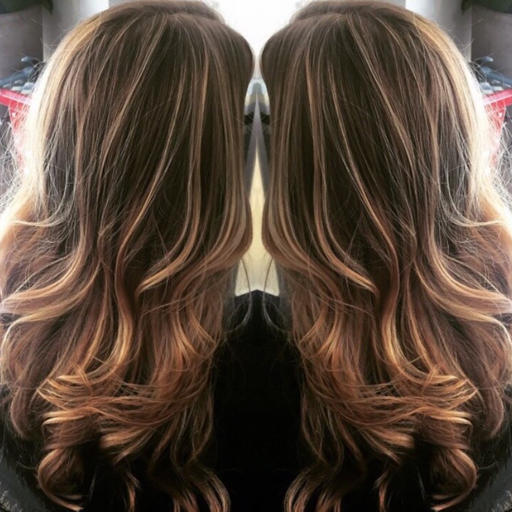 Amber's work on my hair - Balayage and soft curls Amber's work on my hair - Balayage and soft curls