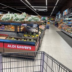 ALDI - Inside front door