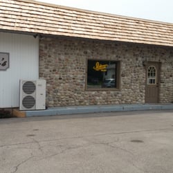 Ella's - View of the front