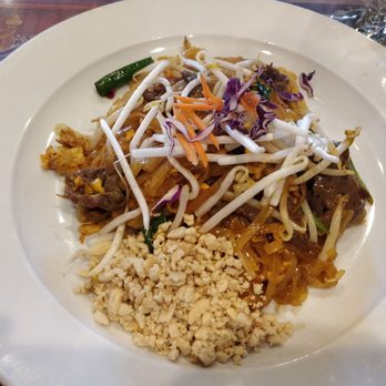 Elephant Cafe - Pad Thai Beef - Thai Near Me - Lake Forest, California