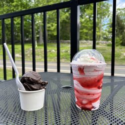 Crossroads - Small Double Chocolate Raspberry Truffle and Strawberry Shake