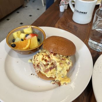 Kanela Breakfast Club - Breakfast & Brunch Near Me - Chicago, Illinois
