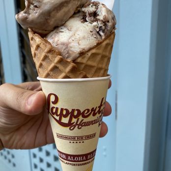 Lappert's Hawaii - Mini Peanut Butter n Fudge in Waffle Cone - Ice Cream & Frozen Yogurt Near Me - Honolulu, Hawaii