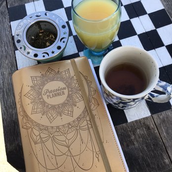 Mosley's Cafe - Cafes Near Me - Alameda, California
