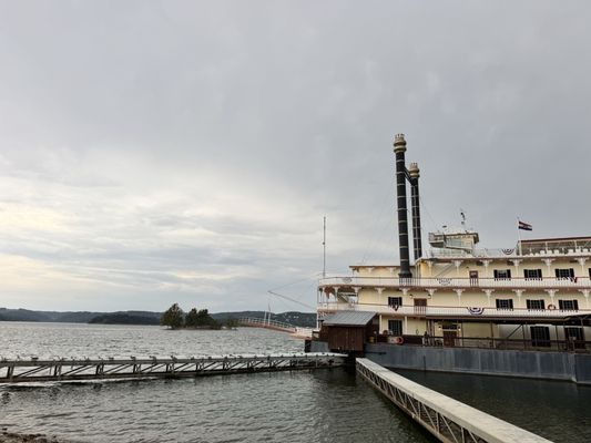 Silver Dollar City's Showboat by null