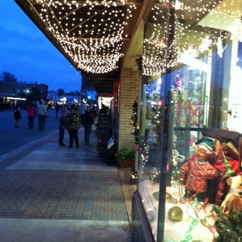 Dickens on Main - Festivals Near Me - Boerne, Texas