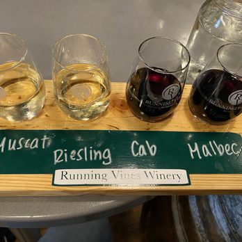Running Vines Winery - Wine Tasting Room Near Me - Chesterton, Indiana