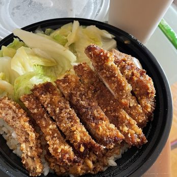 Taiwan Bear House - Golden Crust Pork Chop Bento Box - Taiwanese Near Me - New York, New York Taiwan Bear House - Golden Crust Pork Chop Bento Box - Taiwanese Near Me - New York, New York