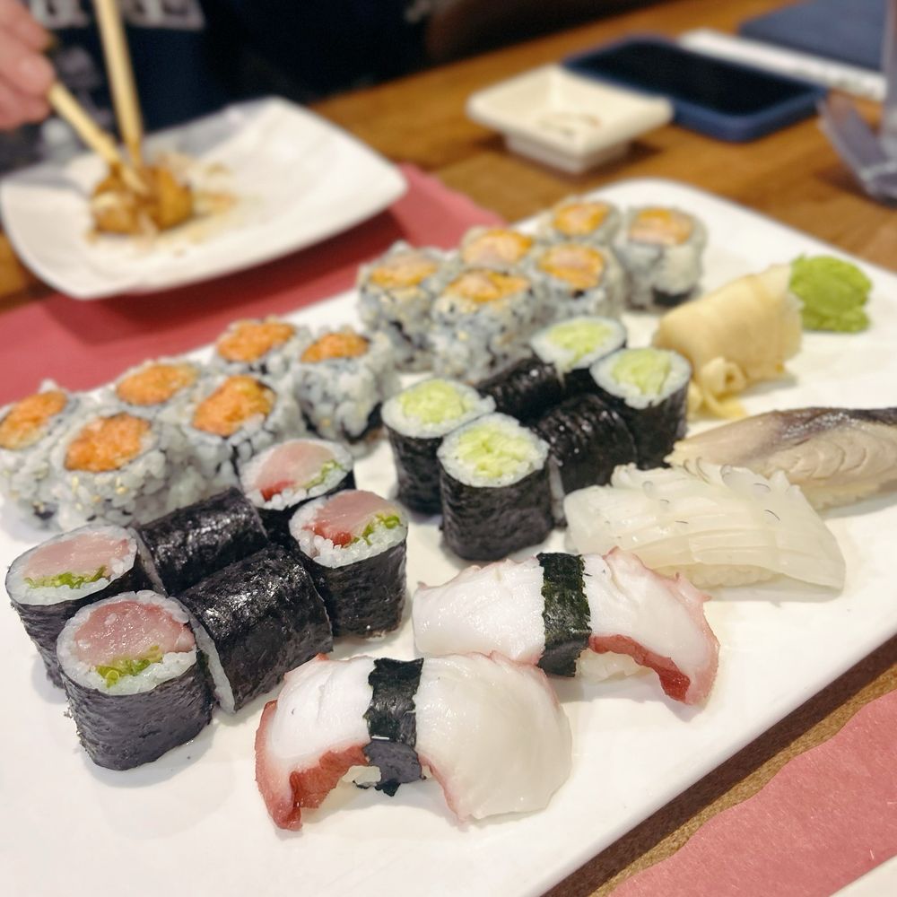 Raku Ramen and Sushi - Ramen Near Me - Clemmons, North Carolina
