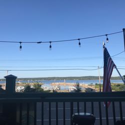 Motley Q BbQ - This is the great river view from the front deck.