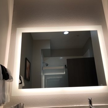 La Quinta Inn & Suites by Wyndham DFW - Illuminated mirror - Hotels Near Me - Euless, Texas La Quinta Inn & Suites by Wyndham DFW - Illuminated mirror - Hotels Near Me - Euless, Texas