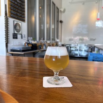 Holy Mountain Brewing - Breweries Near Me - Seattle, Washington Holy Mountain Brewing - Breweries Near Me - Seattle, Washington
