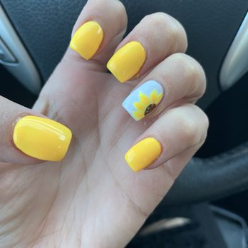 Deja Vu Nail Spa - Full set with design! Love love - Nail Salons Near Me - Sebastopol, California Deja Vu Nail Spa - Full set with design! Love love - Nail Salons Near Me - Sebastopol, California