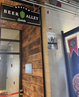 Boston Beer Alley by null