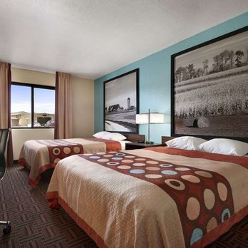 Super 8 by Wyndham - Effingham - 2 Queen Bed Room - Hotels Near Me - Effingham, Illinois Super 8 by Wyndham - Effingham - 2 Queen Bed Room - Hotels Near Me - Effingham, Illinois