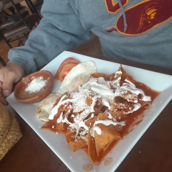 Karnes en su Jugo - Chilaquiles - Mexican Near Me - Tijuana, BCN
