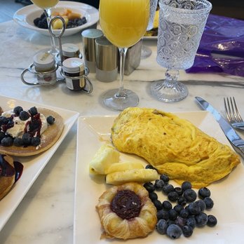 JW Marriott Grand Rapids - Hotels Near Me - Grand Rapids, Michigan JW Marriott Grand Rapids - Hotels Near Me - Grand Rapids, Michigan
