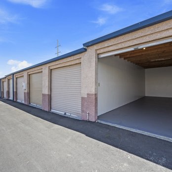 US Storage Centers - Exterior Units - Self Storage Near Me - Las Vegas, Nevada US Storage Centers - Exterior Units - Self Storage Near Me - Las Vegas, Nevada