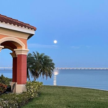 Grand Bellagio - Apartments Near Me - Clearwater, Florida Grand Bellagio - Apartments Near Me - Clearwater, Florida