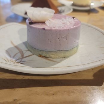 Tiny Pyramid - Sweet Potato Houpia - Cafes Near Me - Honolulu, Hawaii