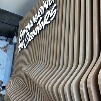 Qargo Coffee - Wavy wall - Coffee & Tea Near Me - Long Beach, California