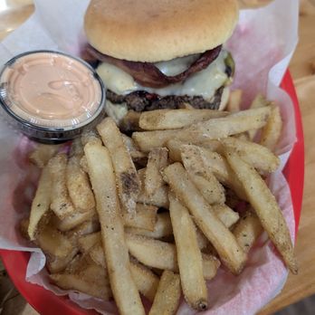 The Mann's Doghouse - Fresh made to order! - Burgers Near Me - Monticello, Florida The Mann's Doghouse - Fresh made to order! - Burgers Near Me - Monticello, Florida