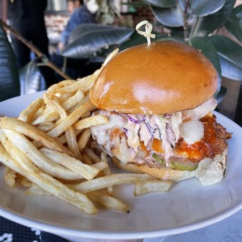H Cafe - Award winning chicken sandwhich - Breakfast & Brunch Near Me - Los Angeles, California H Cafe - Award winning chicken sandwhich - Breakfast & Brunch Near Me - Los Angeles, California