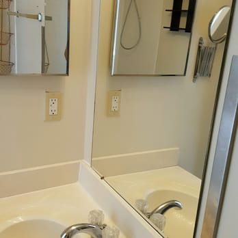 Skilled Maids - Bathroom looks great - Home Cleaning Near Me - Rockville, Maryland Skilled Maids - Bathroom looks great - Home Cleaning Near Me - Rockville, Maryland