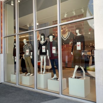 Forever 21 - Yay finally Forever 21 at the Pike! - Women's Clothing Near Me - Long Beach, California Forever 21 - Yay finally Forever 21 at the Pike! - Women's Clothing Near Me - Long Beach, California