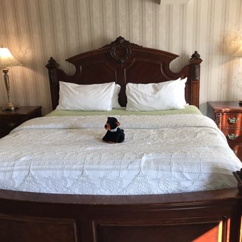 Inn At Thorn Hill & Spa - King size bed - Hotels Near Me - Jackson, New Hampshire Inn At Thorn Hill & Spa - King size bed - Hotels Near Me - Jackson, New Hampshire