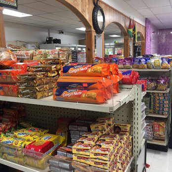 Bombay Spiceland - a view of a grocery store - International Grocery Near Me - Northridge, California