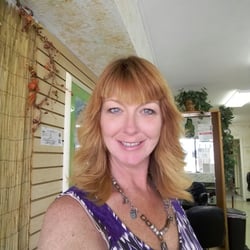 O'Hare Peace Salon - New do with V bang